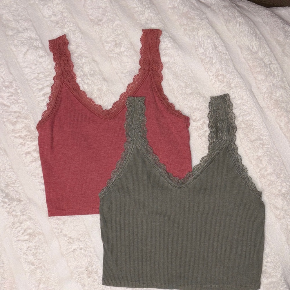 American Eagle Lace tank Top Bundle